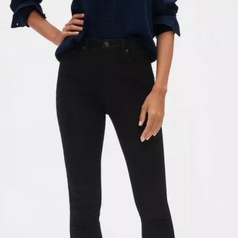 NWT BR Fade Resist Black Skinny jeans
